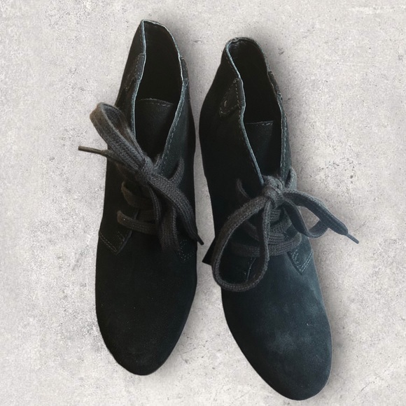 Brand New in Box Black Wedge Bootie Dolce Vita Gael Woman's 9 1/2 - Picture 3 of 9